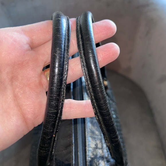 087 REDUCED!!!!! Fendi black leather bag in GUC!! - Picture 2 of 9